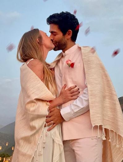 Roemmele with her husband Adrian Grenier