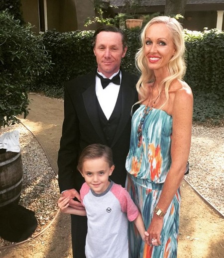Trigger Gumm with his wife and son