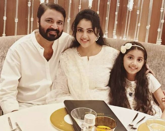 Vidyasagar at restaurant with his family
