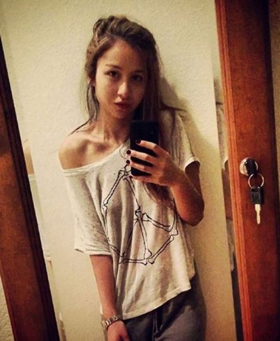 An old photo of Amanda