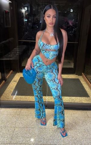 Ana Montana height