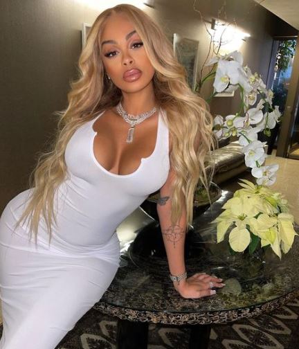 Ana Montana is a fashion model