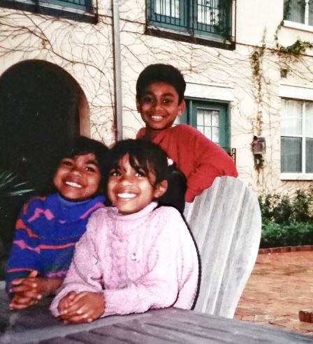 Childhood photo of Debbii with her siblings