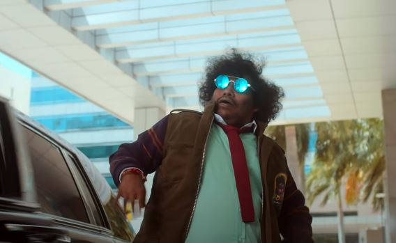 Comedian Yogi Babu as Dada