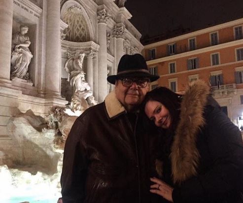 Dee Dee Sorvino loves traveling