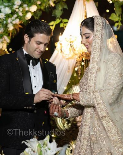 Dr. Mehreen Qazi got engaged to IAS Athar Amir Khan