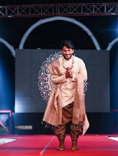 Kishor Das on the ramp of Eastern Style Week 2021