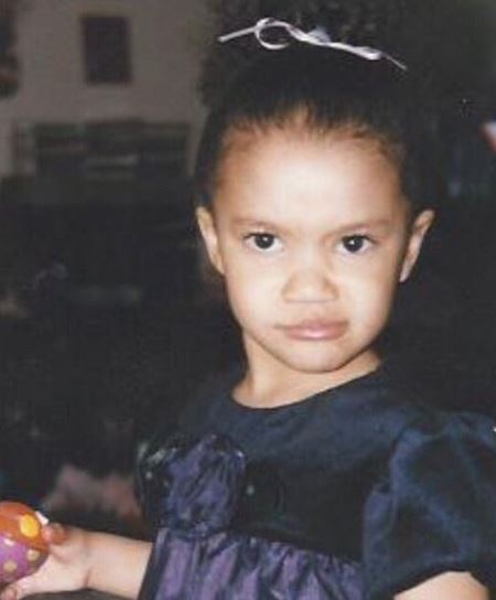 Kylee Russell childhood image