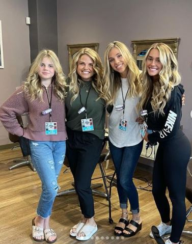 Lisa Neeleman with her friends