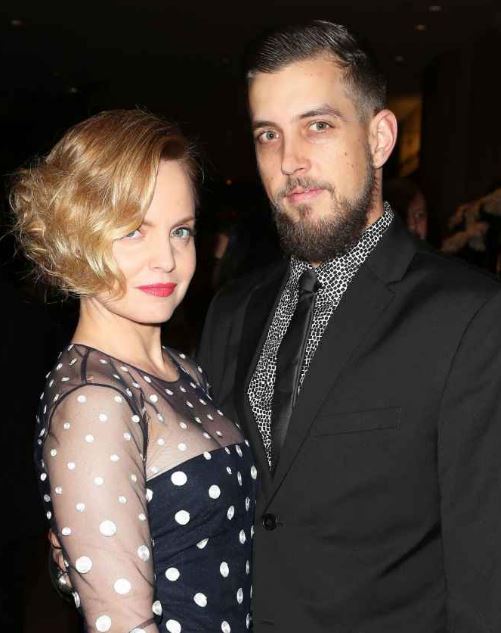 Michael is the husband of Mena Suvari