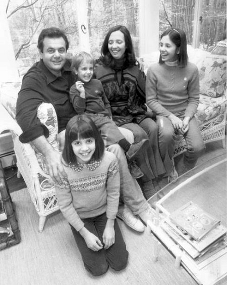 Old Picture of Lorraine Davis with her husband and kids