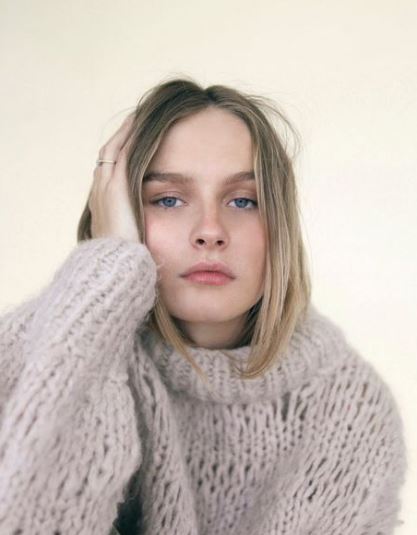 Olivia DeJonge wiki