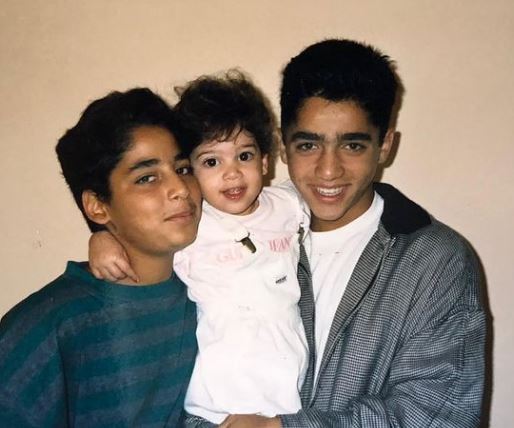 Paulina Ben-Cohen childhood image with her elder brothers