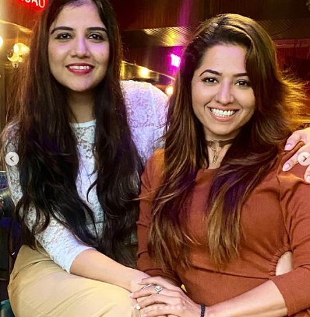 Ridhima Tiwari with her sister Ragini Tiwari