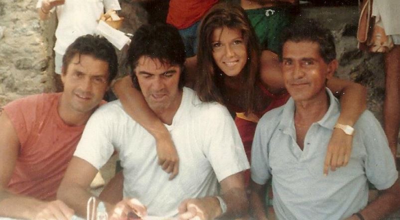 Roffredo with his friends