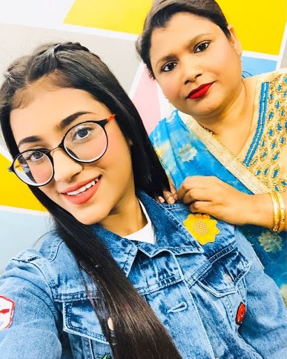 Samreen Ali and her mom