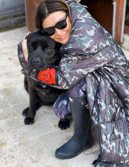 Selen Görgüzel is a dog lover