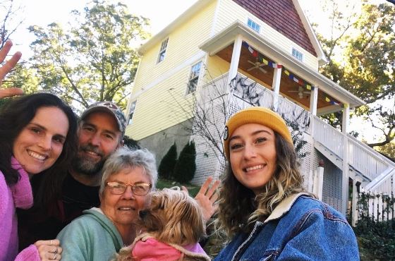Taylor with her family