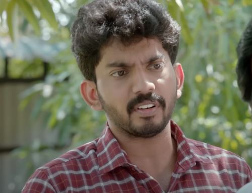The main character of Thamizh is played by Sam Jones