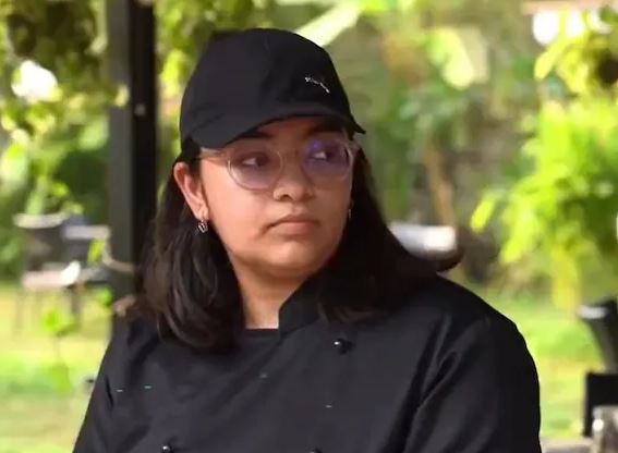 Zoish Irani career