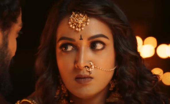 Actress Catherine Tresa as Princess Ira