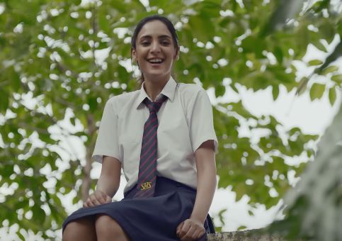 Actress Kanikka Kapur as Chhaya