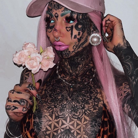 Amber Luke Age, Birthday & Zodiac Sign
