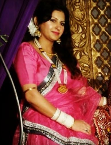 An old photo of Sonali