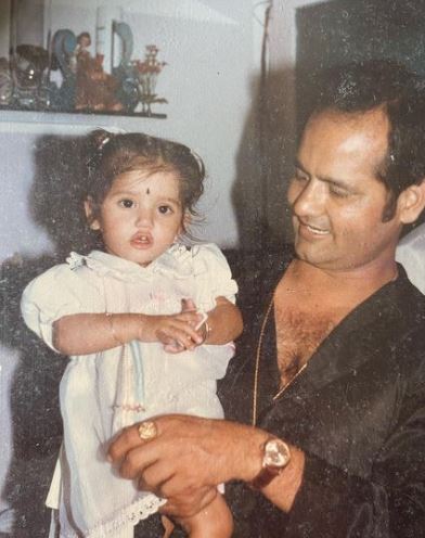 Arpita Mehta childhood image with her dad