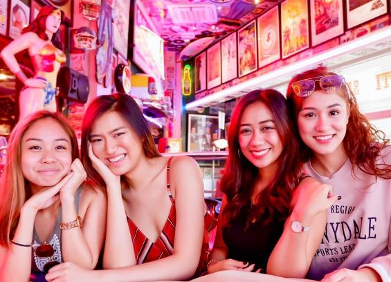 Borromeo with her friends