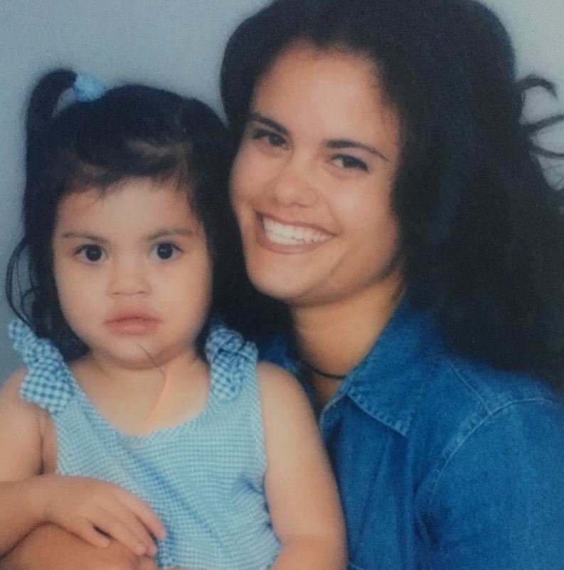 Drew Afualo old image with her mother