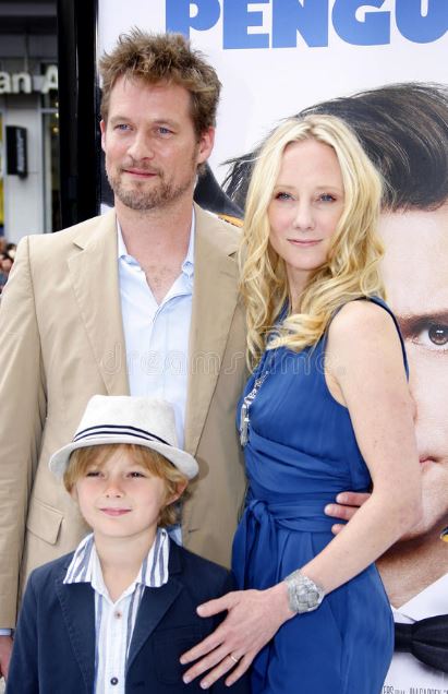 Homer with his mom Anne Heche and step-dad James Tupper