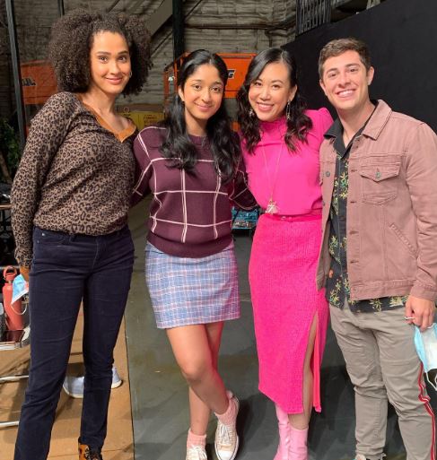 Jaren Lewison with his fellow actors
