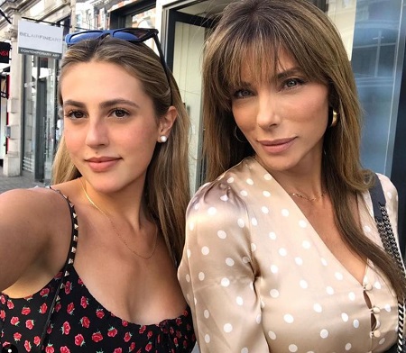 Jennifer Flavin with her daughter Sophia