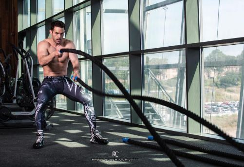 Jeremy Parisi does workout