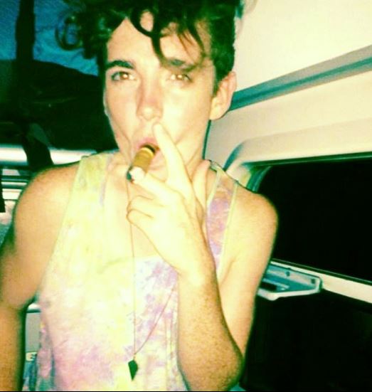 Laurie Kynaston does smoke