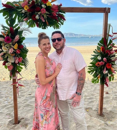 Mescal Wasilewski Wife, Girlfriend Name & Relationships (Marriage)
