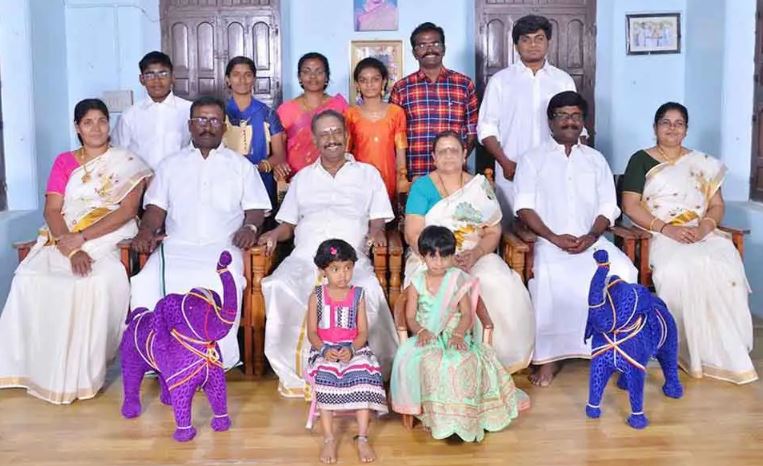Nellai Kannan with his family