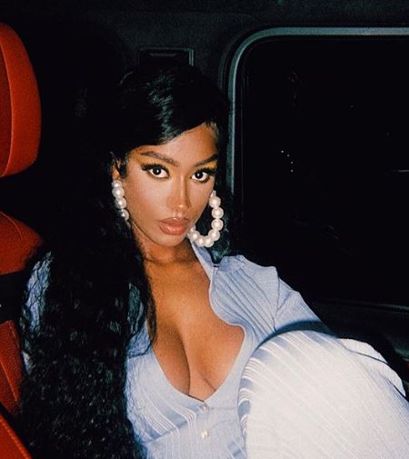 Raven Tracy bio