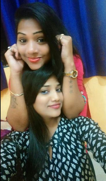 Ruks Khandagale with her sister