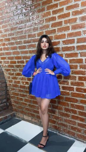 Sanya Iyer height