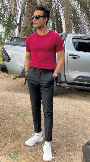 Shahroz Sabzwari height