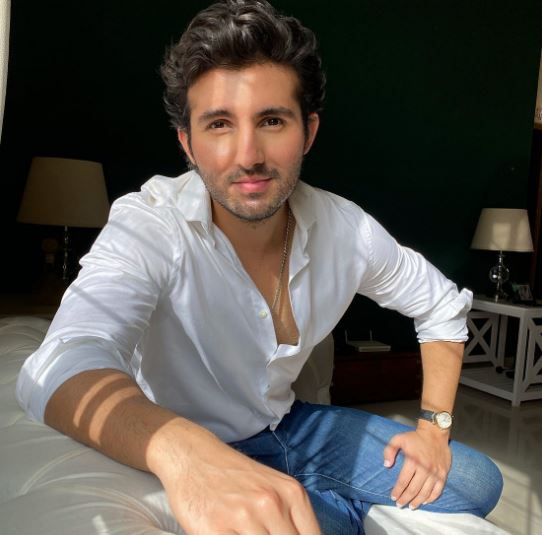 Shahroz Sabzwari is an actor