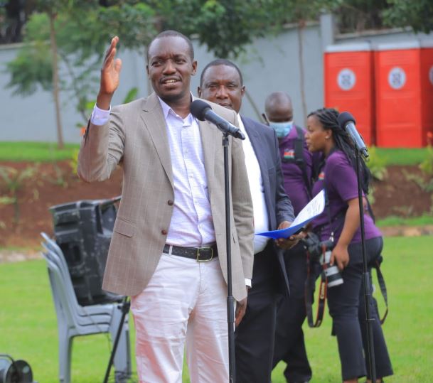 Simba Arati career