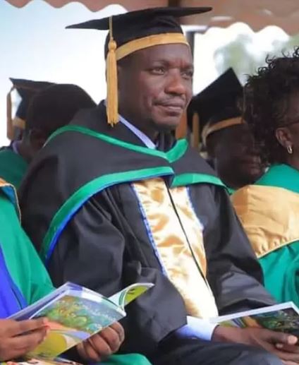 Simba Arati educational background