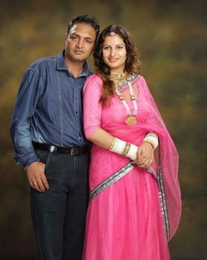 Sonali and her husband Sanjay Phogat