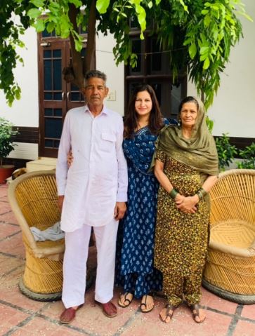 Sonali and her parents