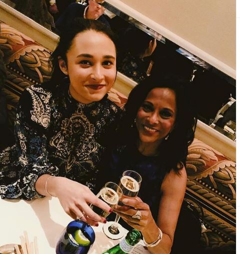 Uma Pemmaraju with her daughter