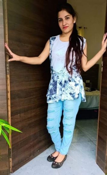 Ankita Bhandari was a receptionist