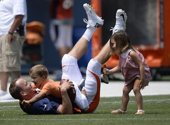 Ashley Manning husband son and daughter